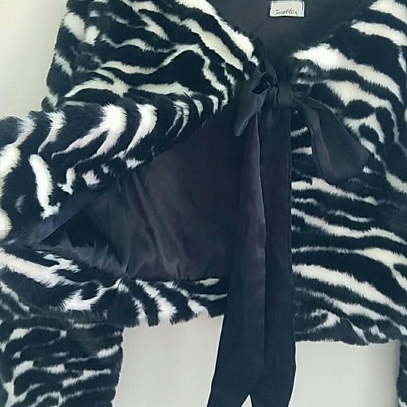 Zebra print fur coat - Picture 3 of 6